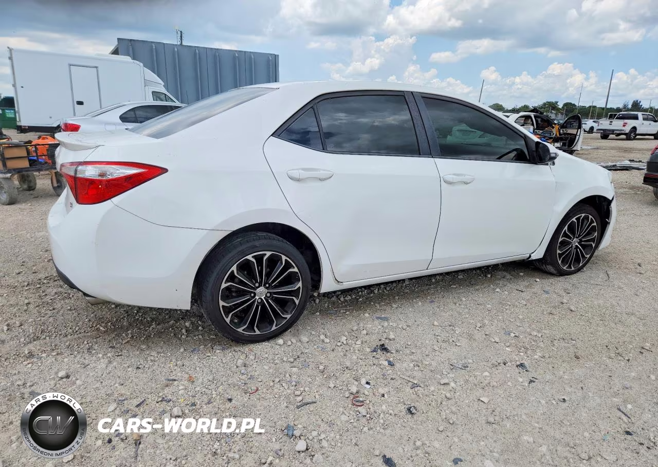 2016 Toyota Corolla S Plus VIN:2T1BURHE2GC582085 - 3