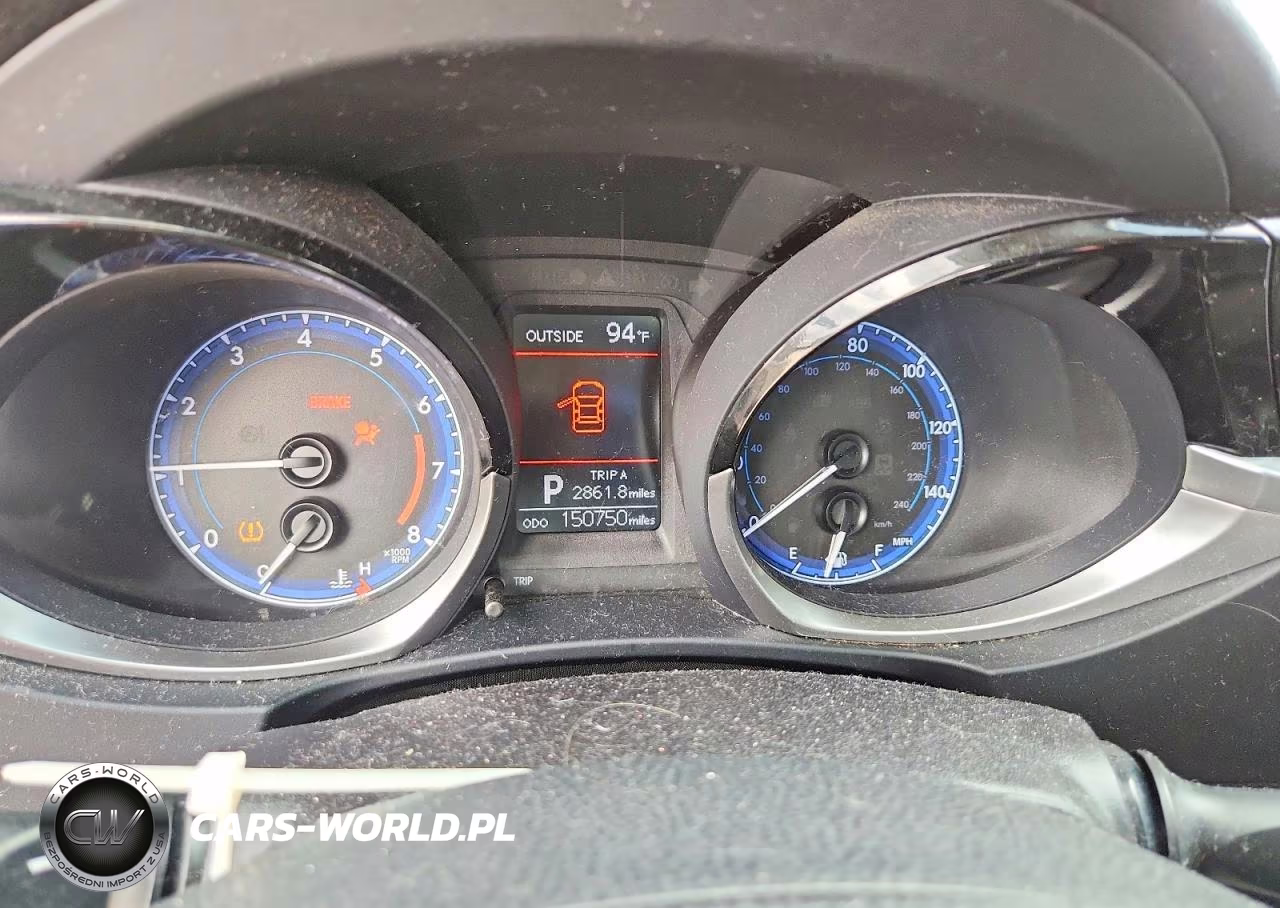 2016 Toyota Corolla S Plus VIN:2T1BURHE2GC582085 - 9