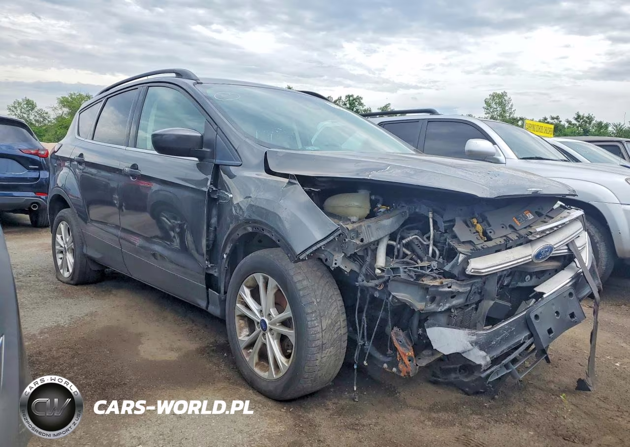 2018 Ford Escape Se VIN:1FMCU0GD4JUD07073 - 4