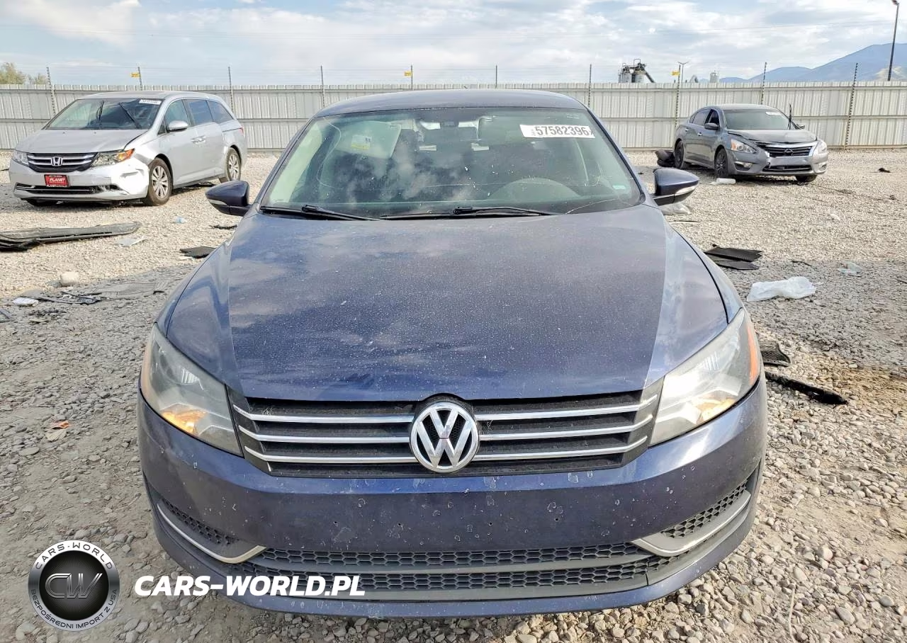 2012 Volkswagen Passat S VIN:1VWAH7A34CC069076 - 5