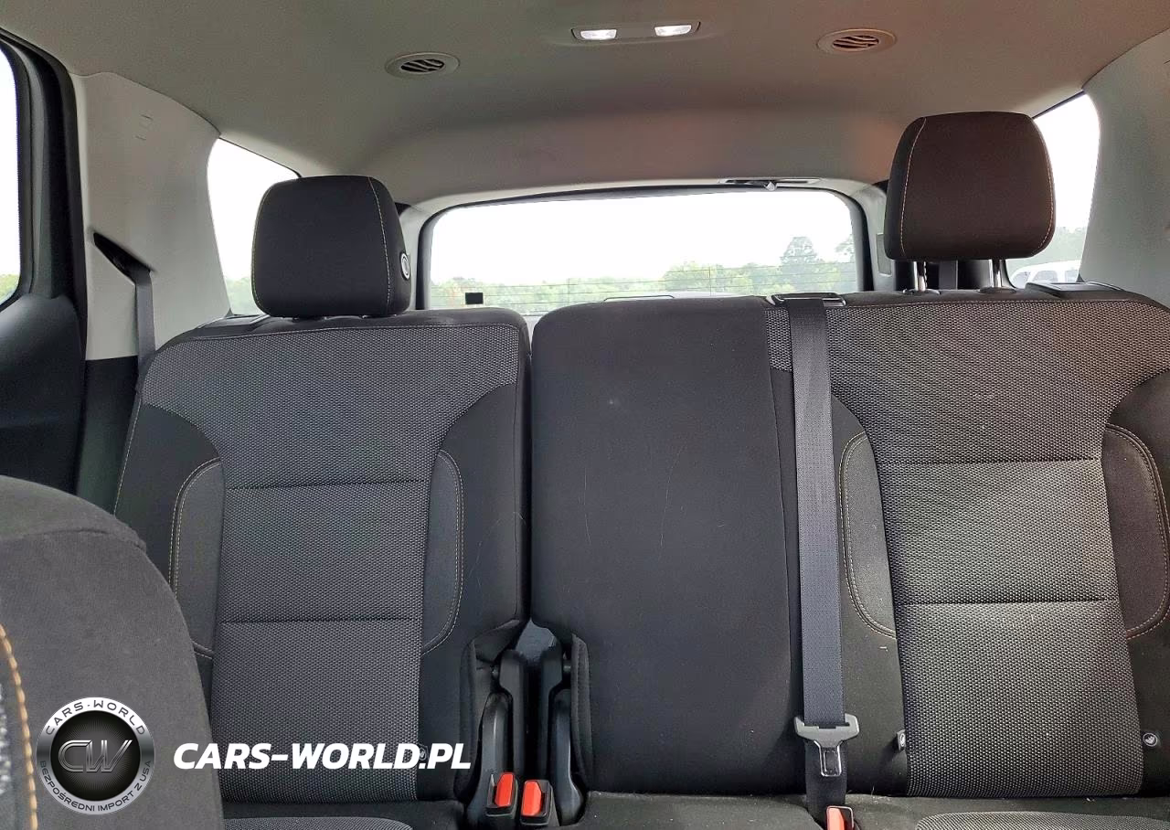 2018 Chevrolet Traverse Ls VIN:1GNERFKW0JJ217972 - 10