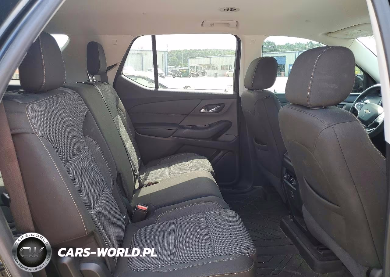 2018 Chevrolet Traverse Ls VIN:1GNERFKW0JJ217972 - 11