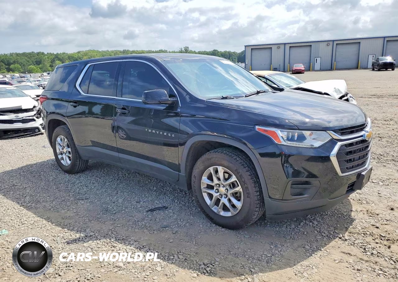 2018 Chevrolet Traverse Ls VIN:1GNERFKW0JJ217972 - 4