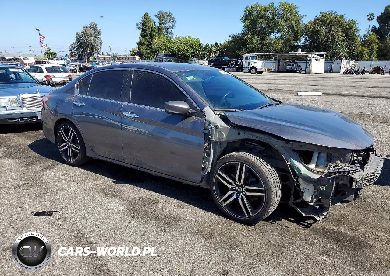 2016 Honda Accord Sport VIN:1HGCR2F56GA177997 - 4