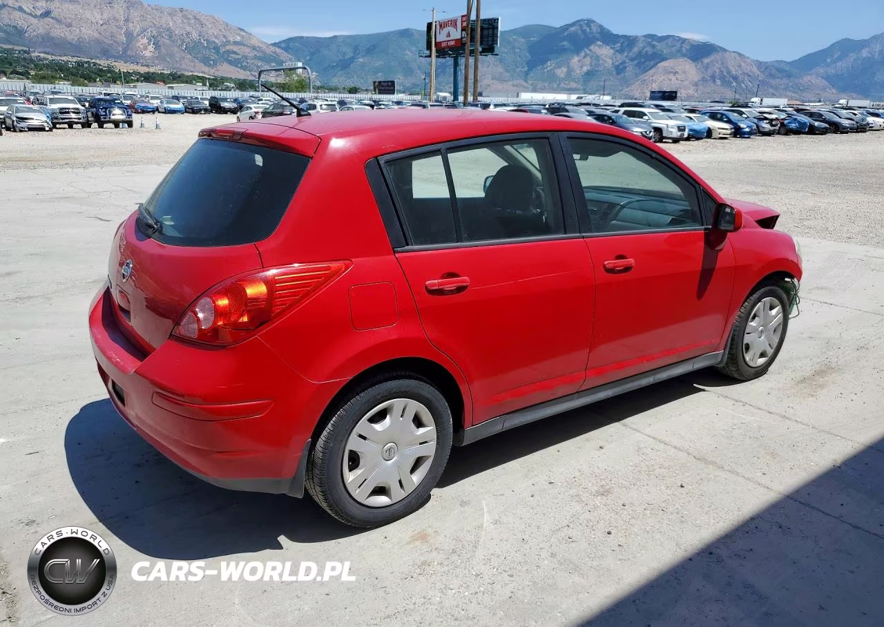 2011 Nissan Versa VIN:3N1BC1CP8BL447215 - 3