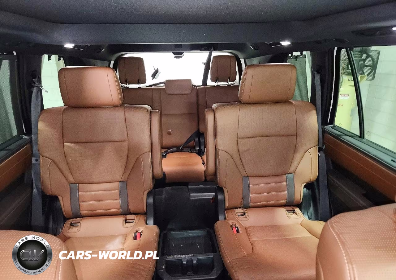 2025 Toyota Sequoia 1794 Edition VIN:7SVAAABA5SX061082 - 10
