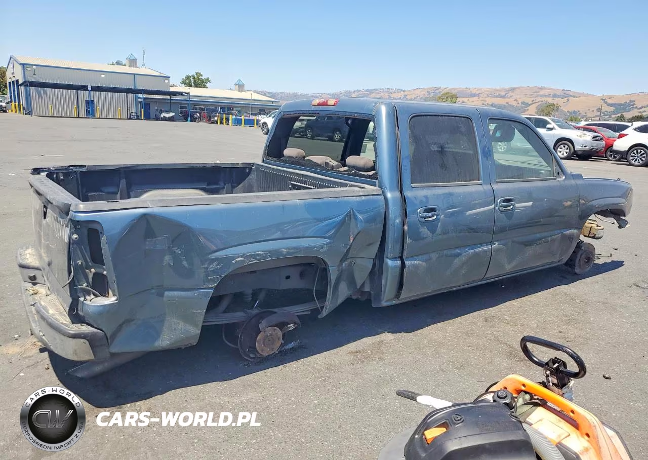 2007 Chevrolet Silverado C1500 Classic Crew Cab VIN:2GCEC13V371123512 - 3
