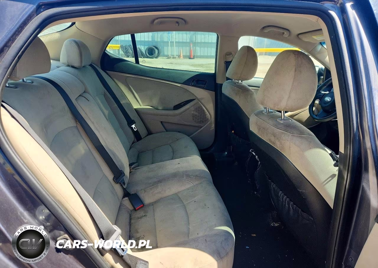2015 Kia Optima Lx VIN:5XXGM4A74FG458413 - 10
