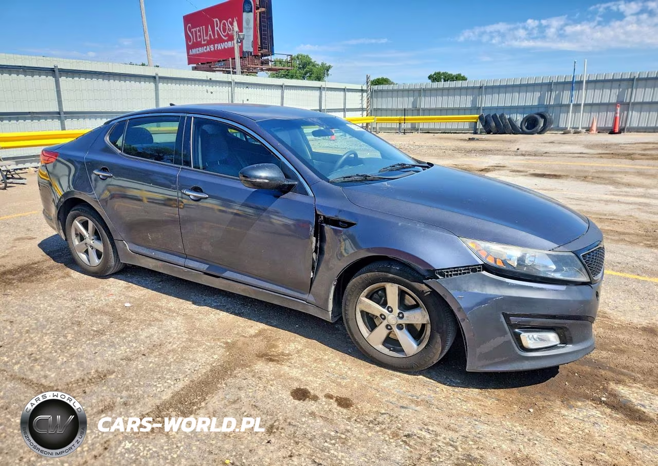 2015 Kia Optima Lx VIN:5XXGM4A74FG458413 - 4