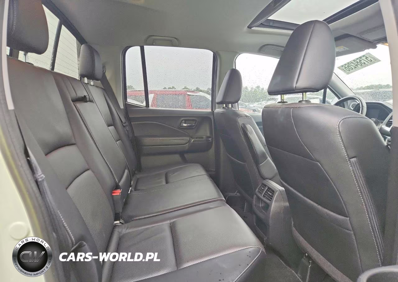 2017 Honda Ridgeline Rtl VIN:5FPYK3F70HB028517 - 10