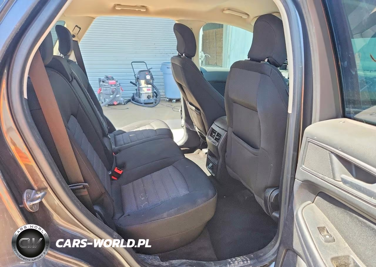 2018 Ford Edge Se VIN:2FMPK3G93JBC12241 - 11