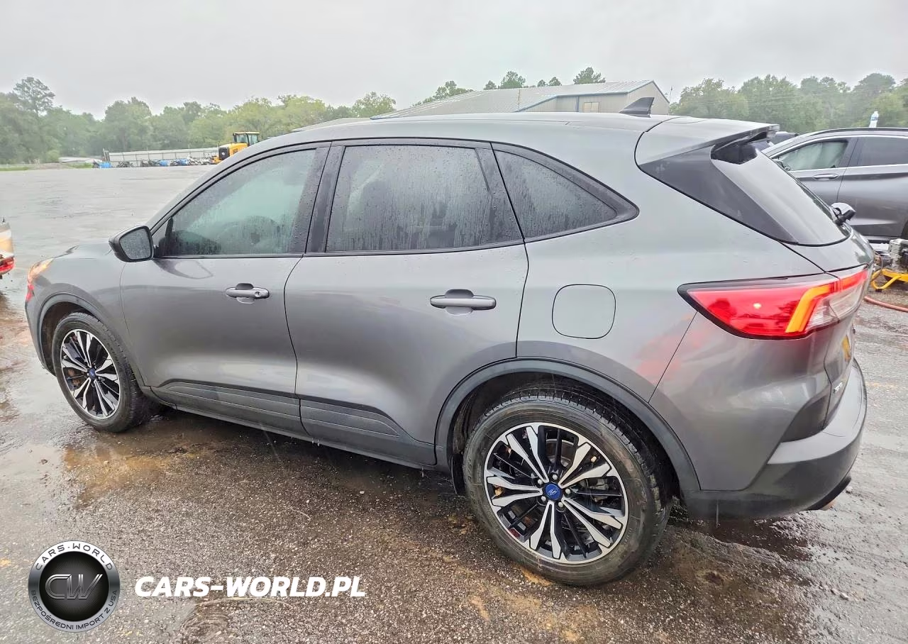 2022 Ford Escape Se VIN:1FMCU0G63NUA81132 - 2