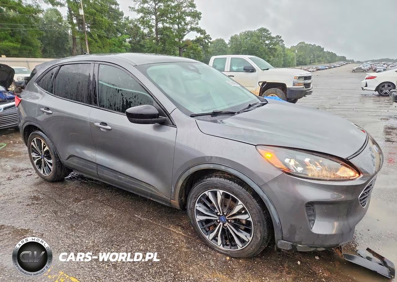 2022 Ford Escape Se VIN:1FMCU0G63NUA81132 - 4