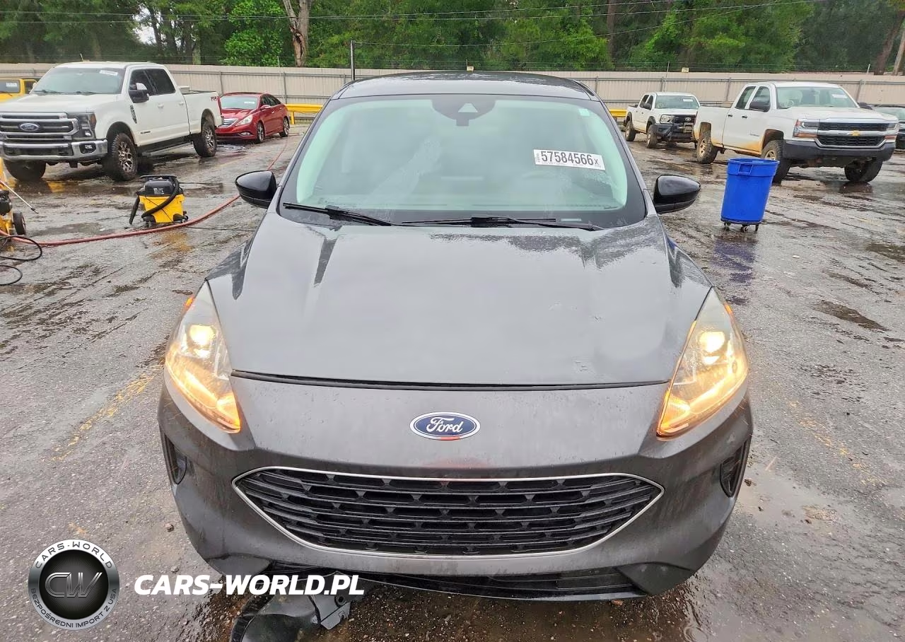 2022 Ford Escape Se VIN:1FMCU0G63NUA81132 - 5