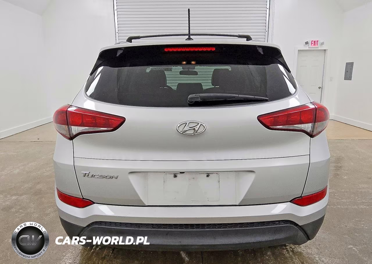2017 Hyundai Tucson Se VIN:KM8J33A43HU398545 - 6