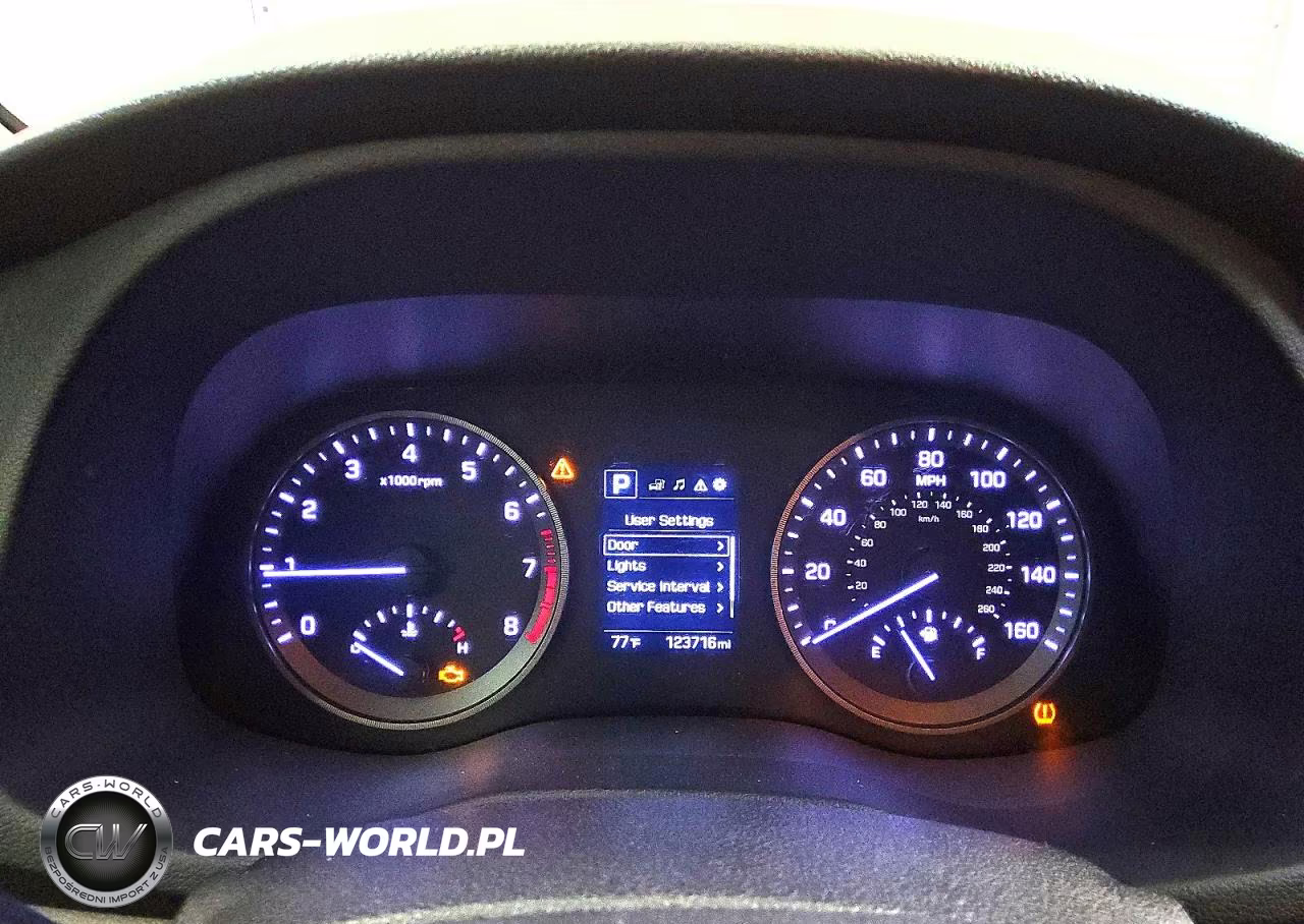 2017 Hyundai Tucson Se VIN:KM8J33A43HU398545 - 9