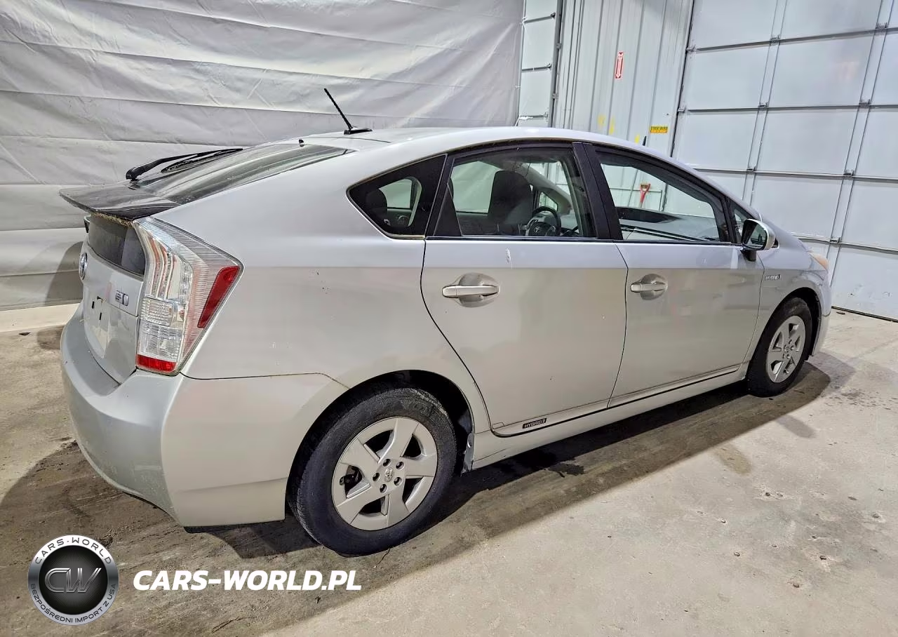 2011 Toyota Prius Three VIN:JTDKN3DU1B1450147 - 3