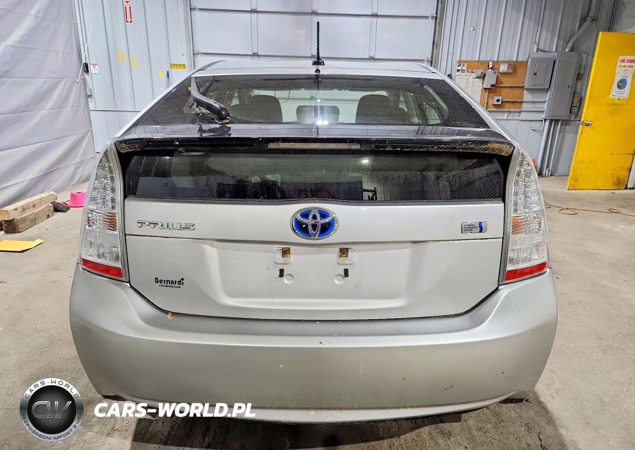 2011 Toyota Prius Three VIN:JTDKN3DU1B1450147 - 6