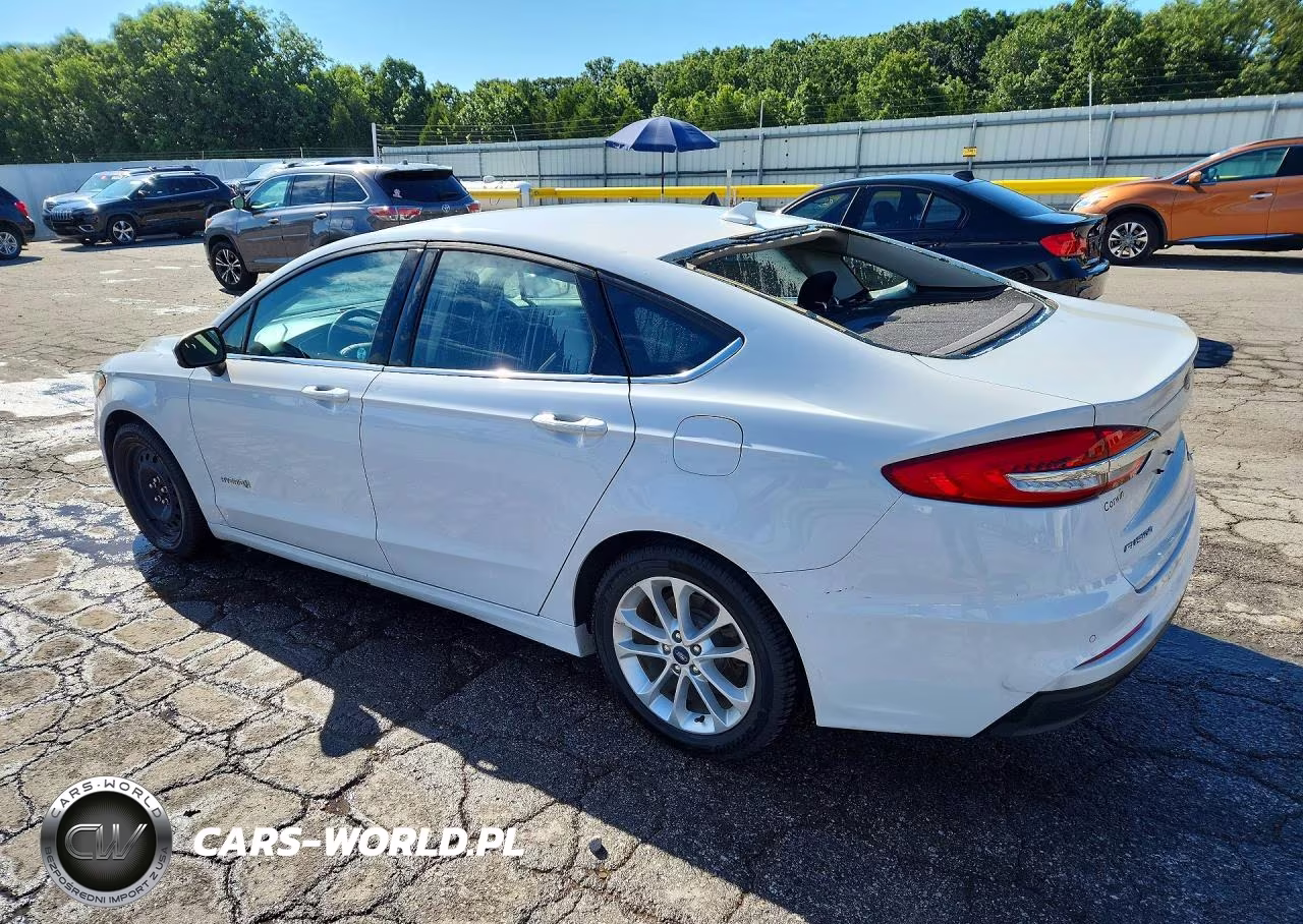 2019 Ford Fusion Se VIN:3FA6P0LU9KR143574 - 2