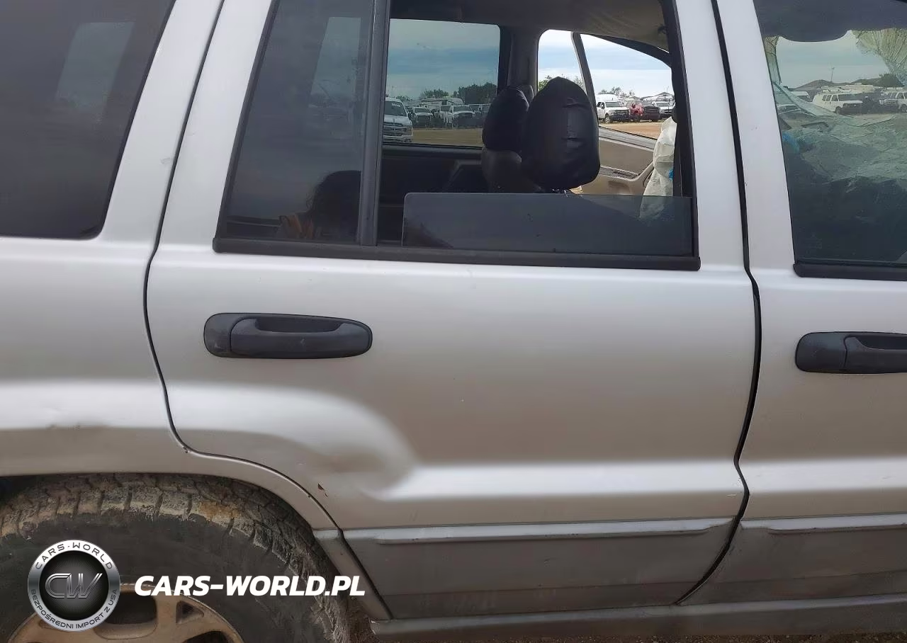 2002 Jeep Grand Cherokee Laredo VIN:1J4GX48S42C323485 - 11