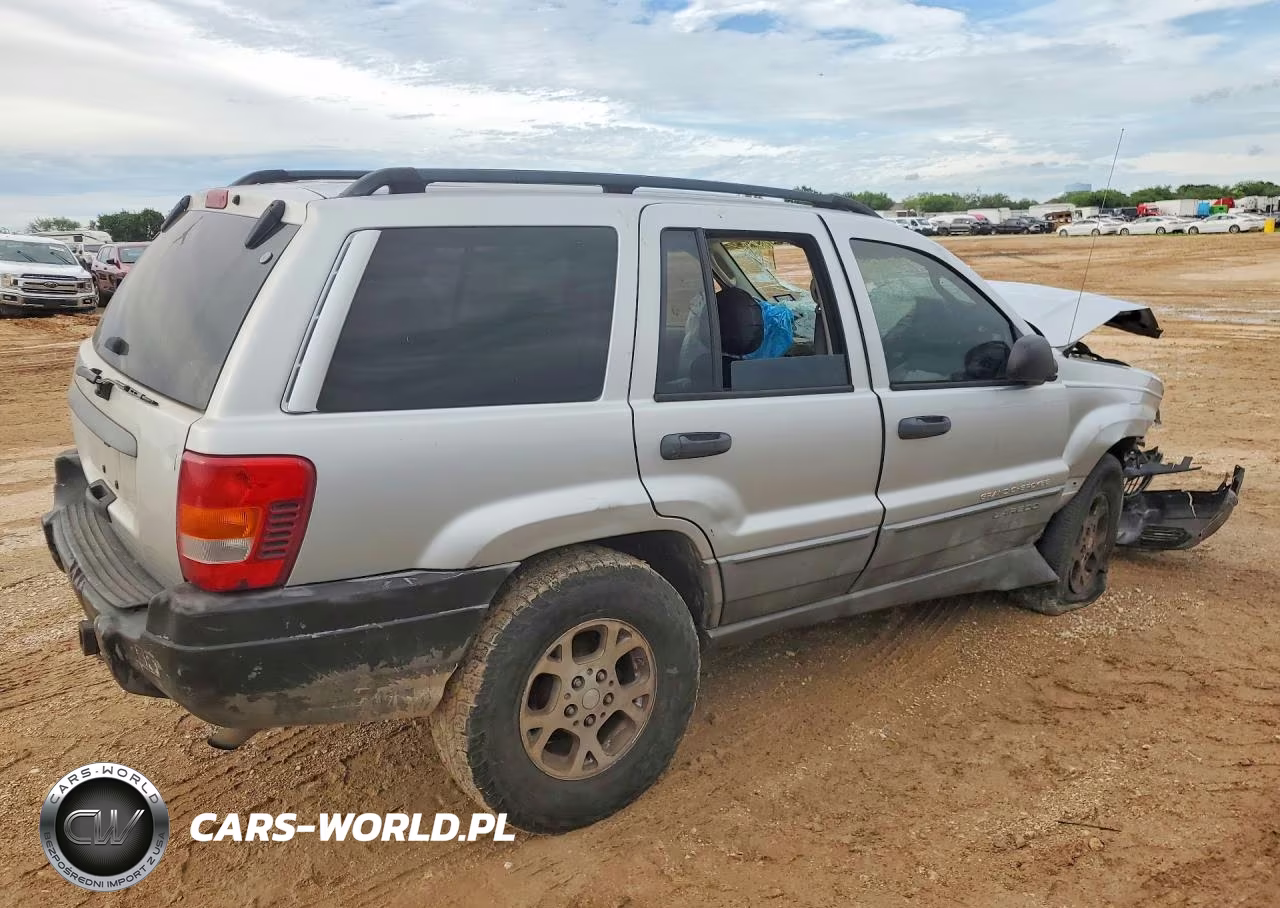2002 Jeep Grand Cherokee Laredo VIN:1J4GX48S42C323485 - 3