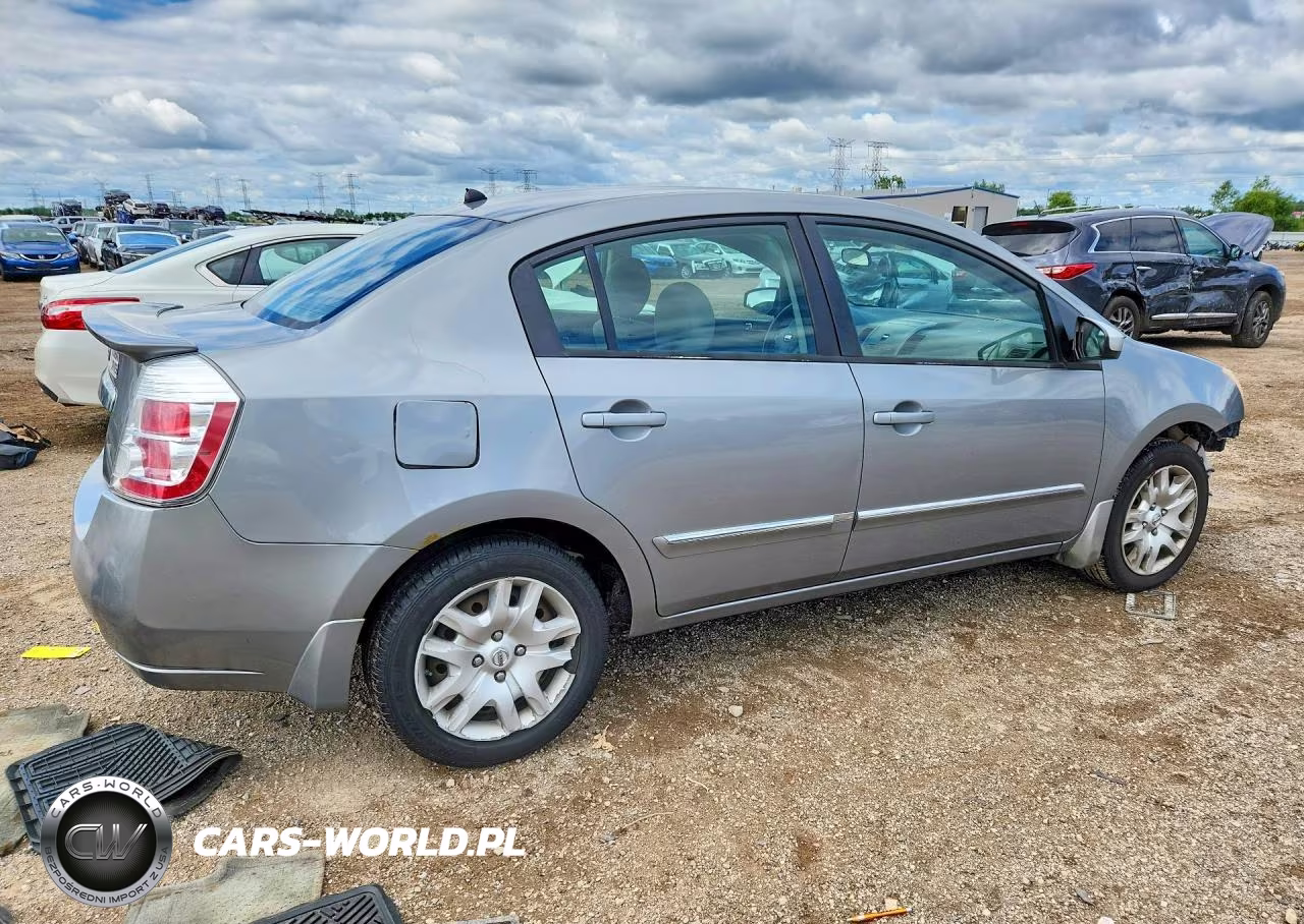2012 Nissan Sentra 2.0 VIN:3N1AB6AP2CL678417 - 3