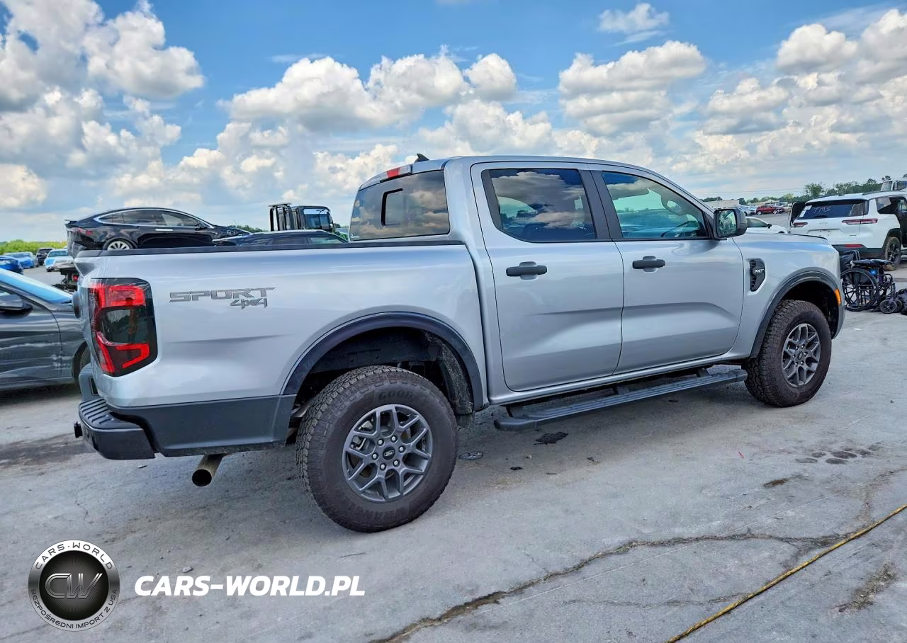 2024 Ford Ranger Xlt VIN:1FTER4HH8RLE64761 - 3