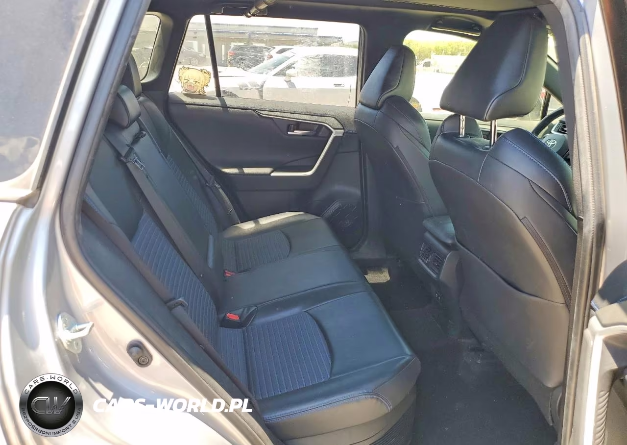 2020 Toyota Rav4 Xse VIN:JTMEWRFV5LD547788 - 11