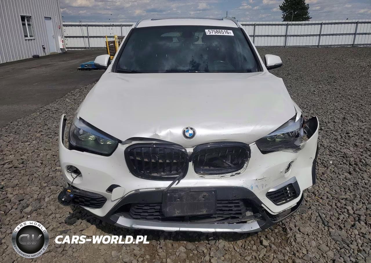 2018 BMW X1 xDrive28I VIN:WBXHT3C3XJ3H31297 - 5