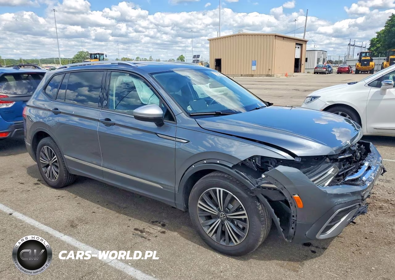 2024 Volkswagen Tiguan Wolfsburg VIN:3VVAB7AXXRM216307 - 4