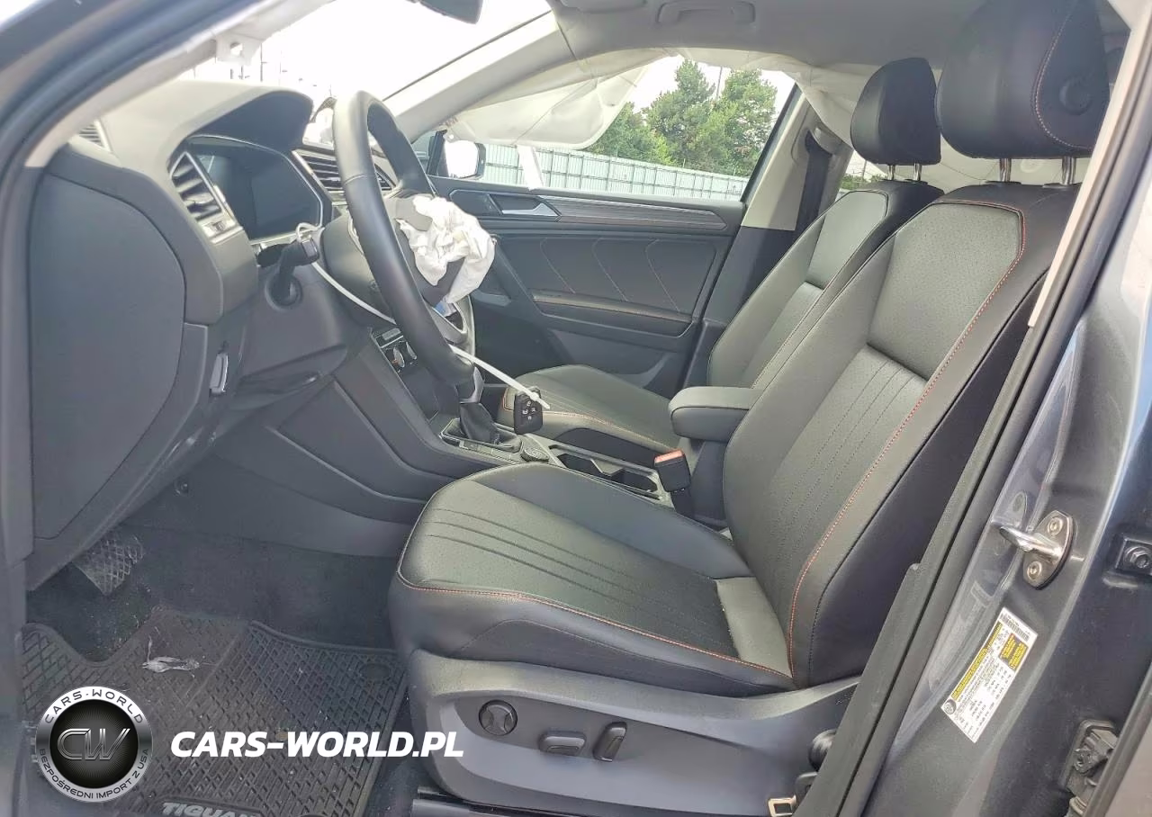2024 Volkswagen Tiguan Wolfsburg VIN:3VVAB7AXXRM216307 - 7