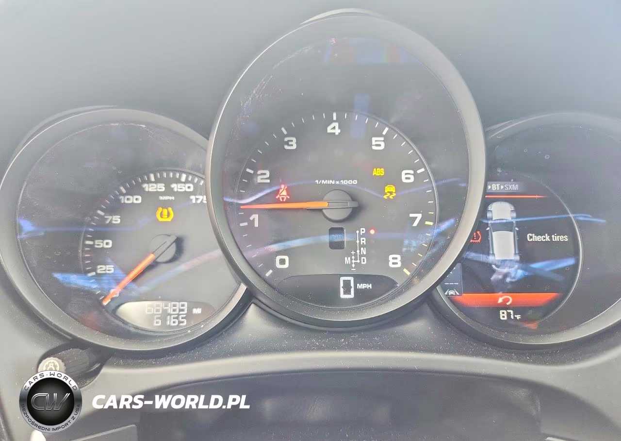 2018 Porsche Macan VIN:WP1AA2A57JLB05317 - 9
