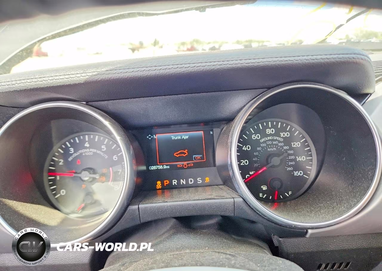 2022 Ford Mustang VIN:1FA6P8TH8N5105231 - 9