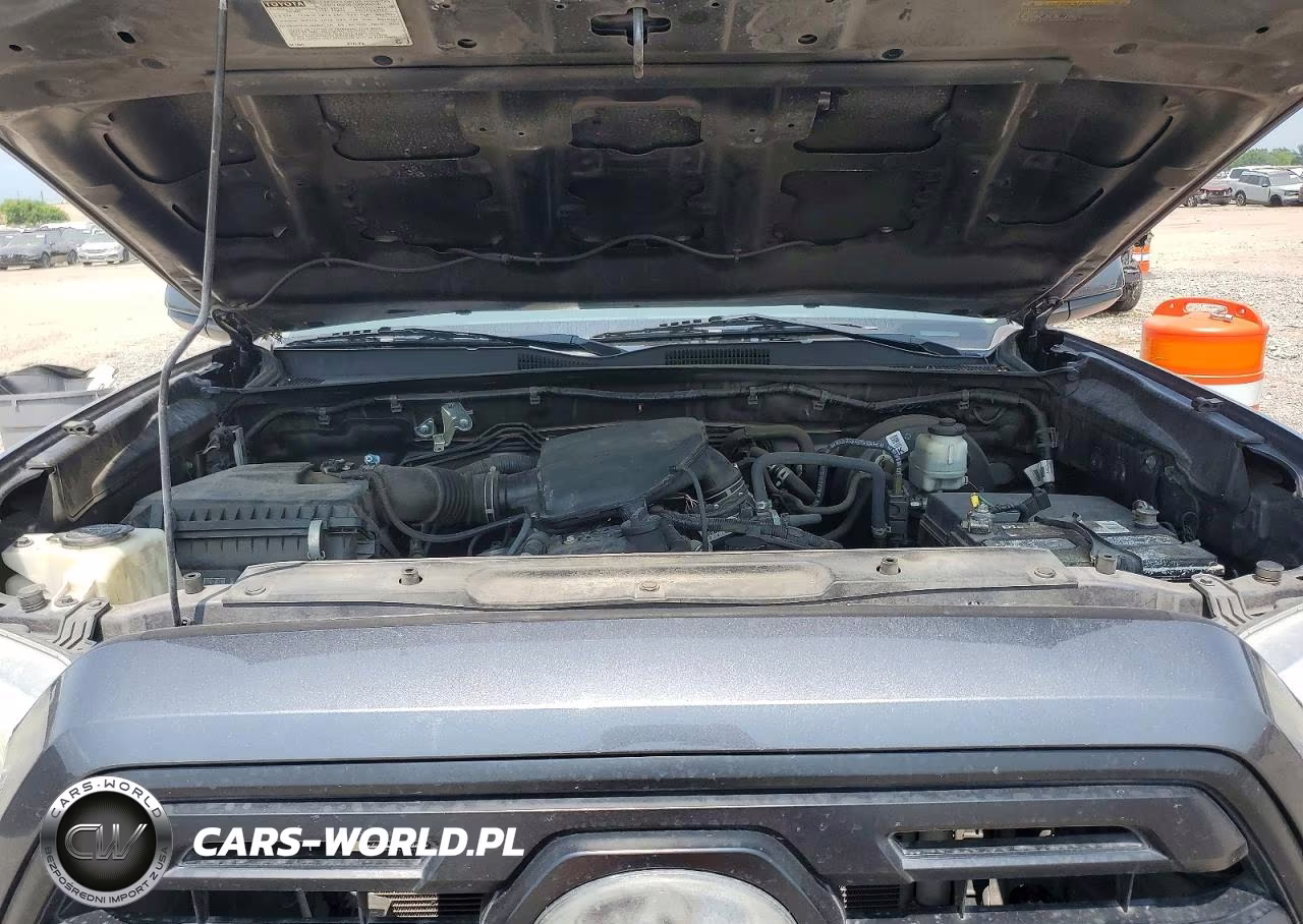 2019 Toyota Tacoma Sr VIN:5TFAX5GN4KX138570 - 11