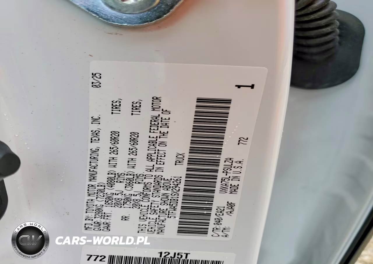 2025 Toyota Tundra Limited VIN:5TFWA5DB1SX294261 - 12