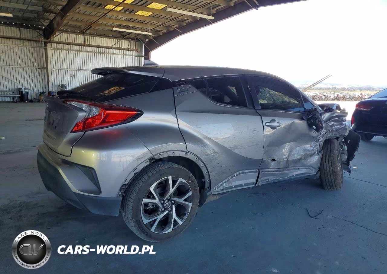 2018 Toyota C-Hr Xle Premium VIN:NMTKHMBX8JR047258 - 3