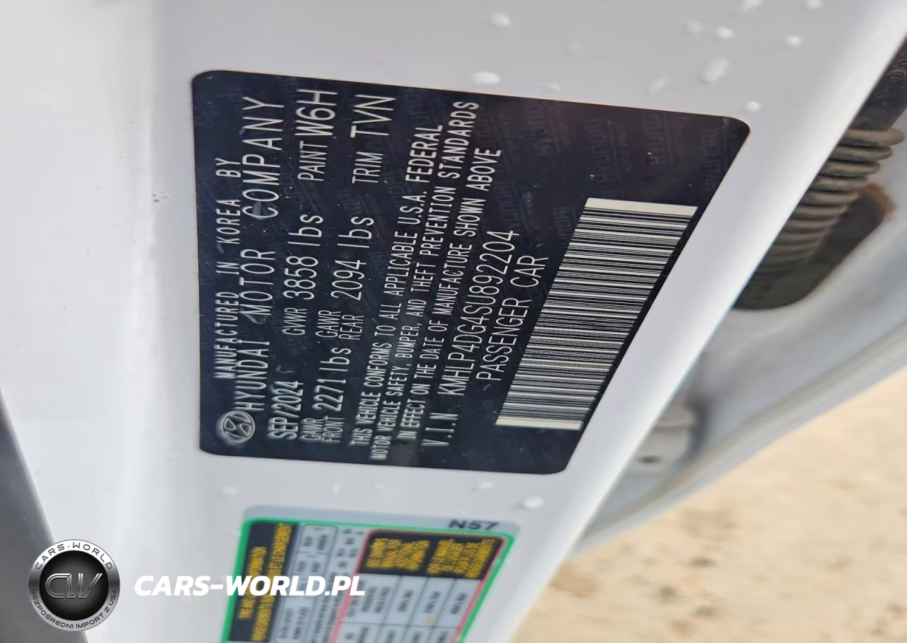 2025 Hyundai Elantra Limited VIN:KMHLP4DG4SU892204 - 12