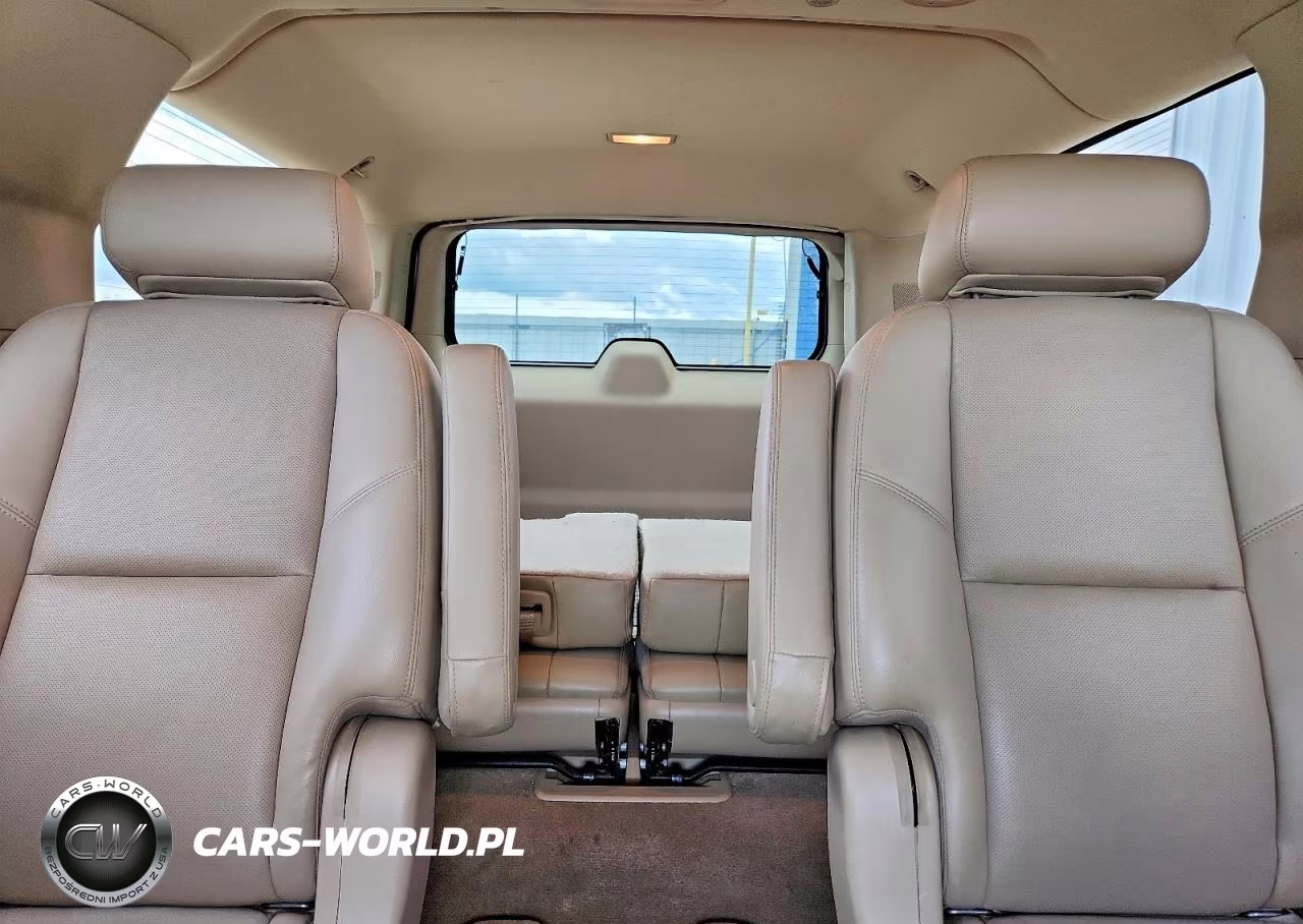 2010 Chevrolet Suburban K1500 Ltz VIN:1GNUKKE3XAR159915 - 10