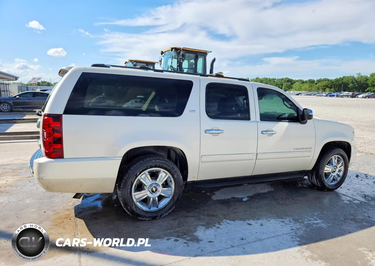 2010 Chevrolet Suburban K1500 Ltz VIN:1GNUKKE3XAR159915 - 3
