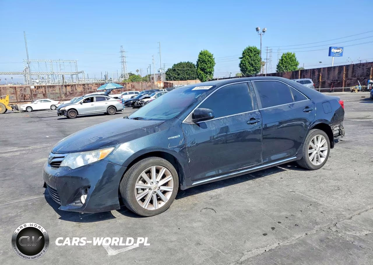 2012 Toyota Camry Hybrid Xle – zdjęcie 1 z 12