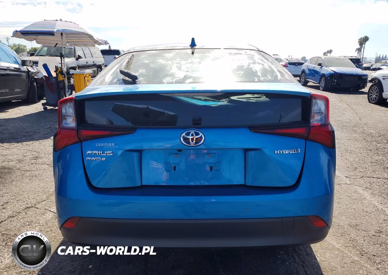 2020 Toyota Prius Le Awd-E VIN:JTDL9RFU2L3018522 - 6