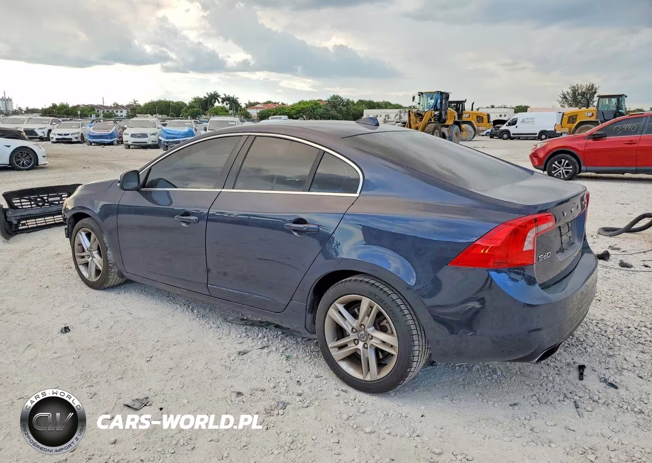 2015 Volvo S60 Platinum VIN:YV140MFD5F1318843 - 2