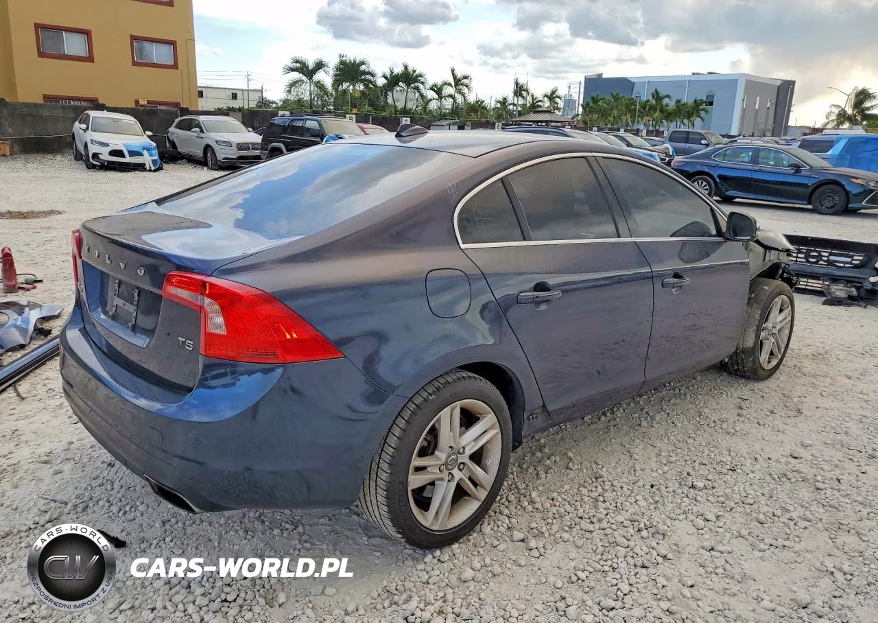 2015 Volvo S60 Platinum VIN:YV140MFD5F1318843 - 3