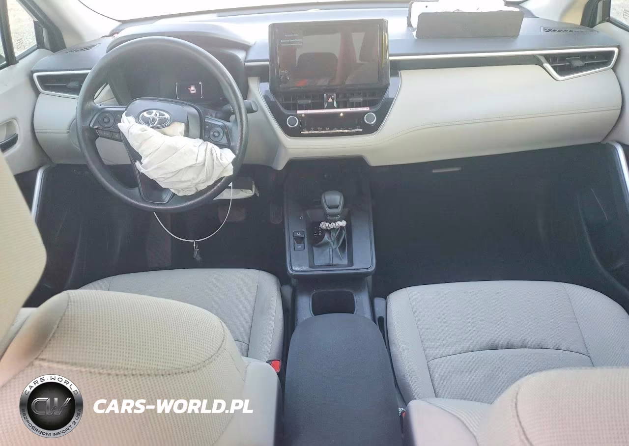2026 Toyota Corolla Cross L VIN:7MUAAAAG1TV159586 - 8
