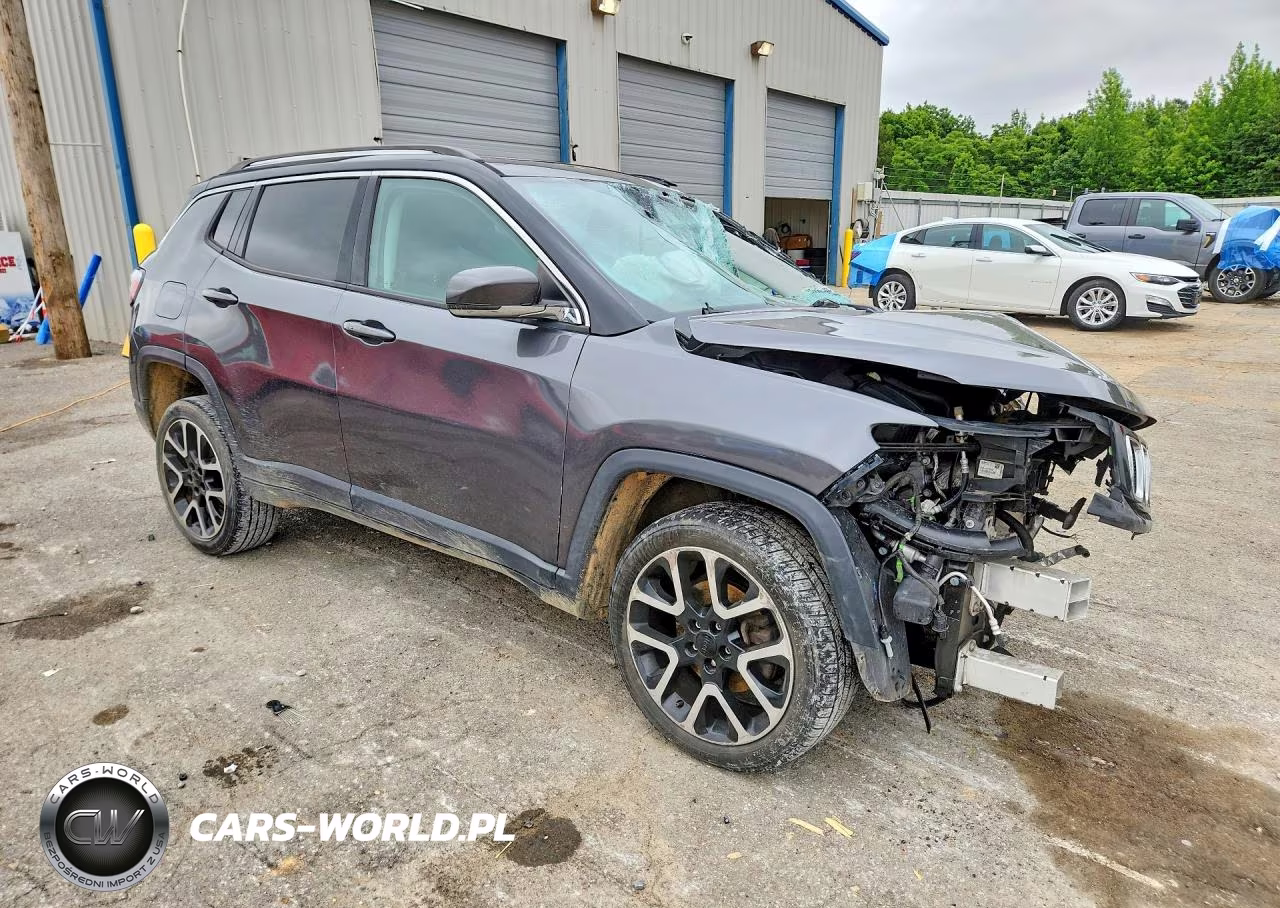 2018 Jeep Compass Limited VIN:3C4NJDCB8JT206436 - 4