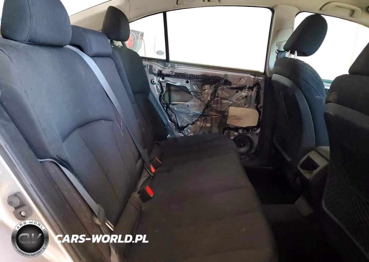 2010 Subaru Legacy 2.5I Premium VIN:4S3BMCB65A3221111 - 10
