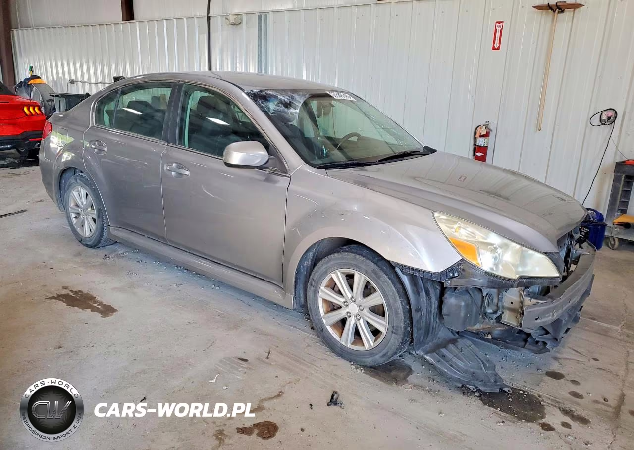 2010 Subaru Legacy 2.5I Premium VIN:4S3BMCB65A3221111 - 4
