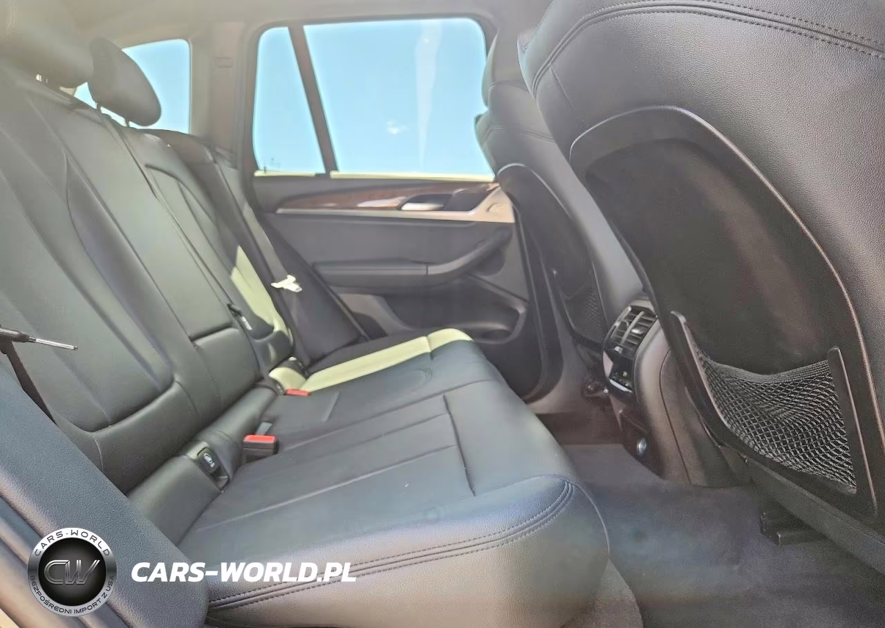 2019 BMW X3 xDrive30I VIN:5UXTR9C54KLP77702 - 11