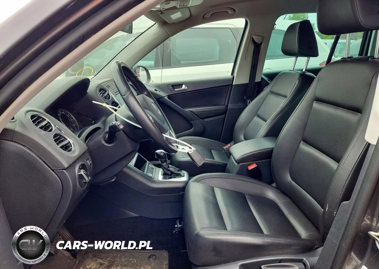 2014 Volkswagen Tiguan S VIN:WVGBV3AX7EW559231 - 7