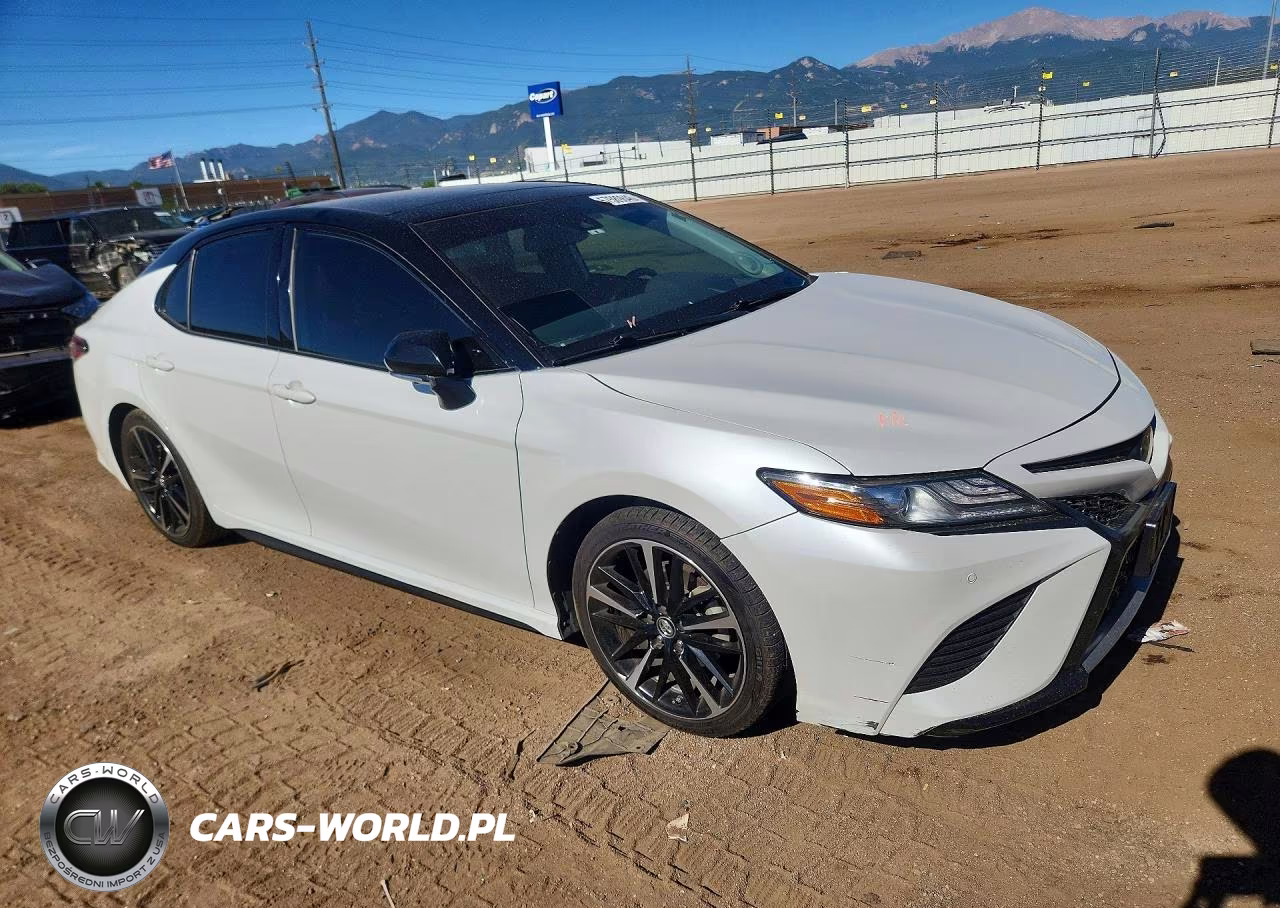 2019 Toyota Camry Xse V6 VIN:4T1BZ1HK3KU030241 - 4